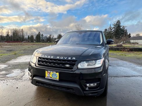 Used 2016 Land Rover Range Rover Sport Supercharged image 36