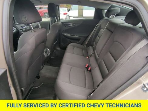Used 2025 Chevrolet Malibu LT FWD image 35
