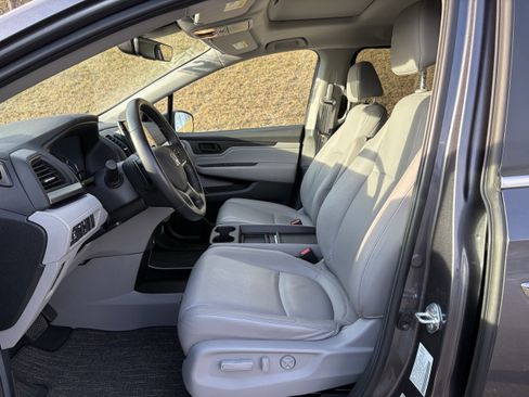 Used 2024 Honda Odyssey EX-L image 30