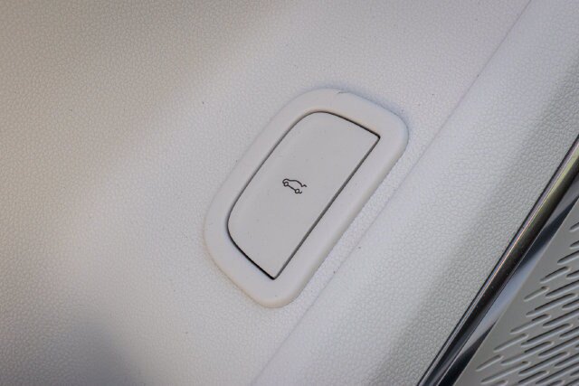 Used 2024 GMC Acadia Denali w/ Super Cruise Package AWD/4WD image 23