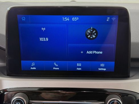 Used 2022 Ford Escape SE w/ SE Sport Appearance Package image 16