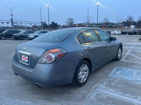 Used 2011 Nissan Altima 2.5 S image 6