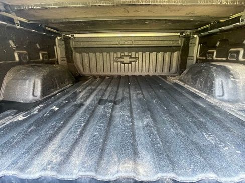 Certified 2021 Chevrolet Silverado 1500 LT Trail Boss w/ Convenience Package II image 24