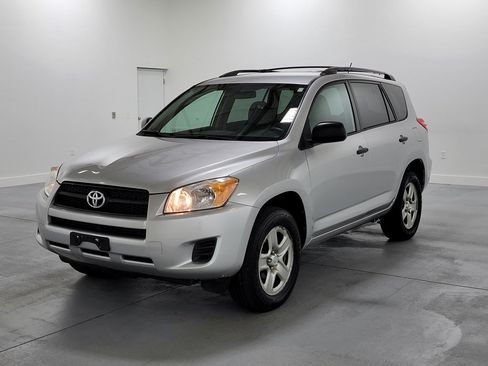 Used 2012 Toyota RAV4 4WD w/ Value Pkg image 4
