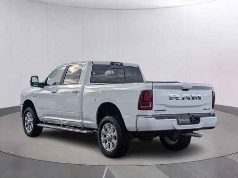 New 2026 RAM 2500 Laramie w/ Sport Appearance Package AWD/4WD image 3