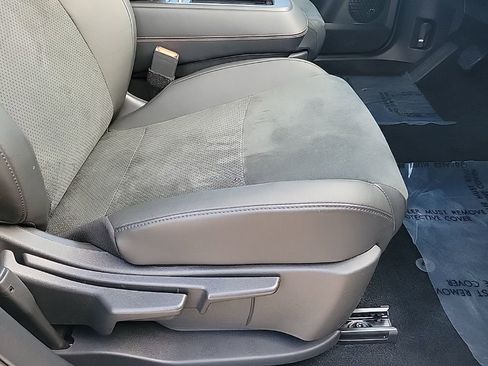 Certified 2023 Nissan Ariya FWD image 15