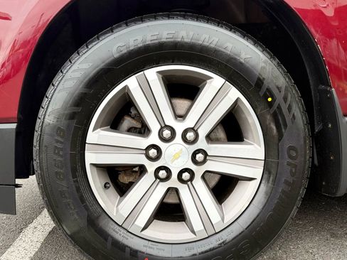 Used 2017 Chevrolet Traverse LT image 56