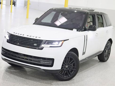 Used 2023 Land Rover Range Rover SE AWD/4WD image 6