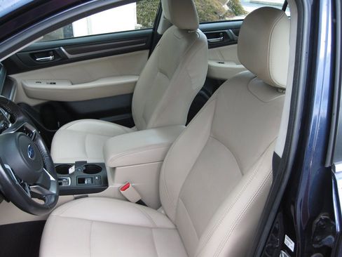 Used 2018 Subaru Legacy 2.5i Limited image 22