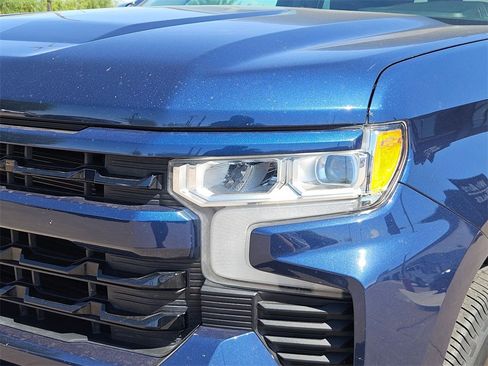 Used 2022 Chevrolet Silverado 1500 RST image 10