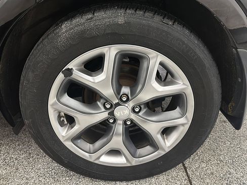 Used 2016 Kia Sorento SX AWD/4WD image 11