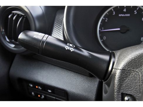 Used 2021 Nissan Kicks S image 20