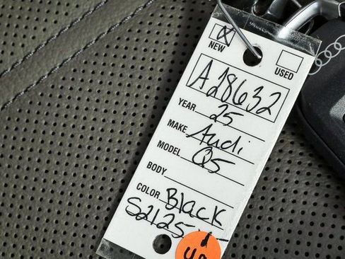 New 2025 Audi Q5 Premium Plus image 40