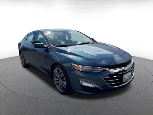 Used 2024 Chevrolet Malibu LT image 3