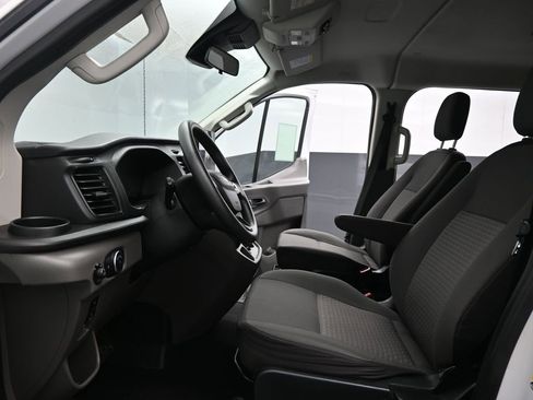 Certified 2022 Ford Transit 350 XLT RWD image 10