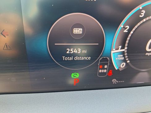Used 2026 Volkswagen Tiguan S FWD image 22