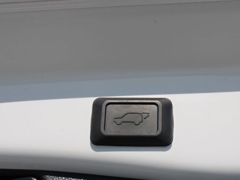 Certified 2025 Toyota RAV4 XLE image 16
