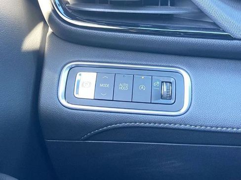 Used 2025 Buick Enclave Sport Touring w/ Super Cruise Package image 14