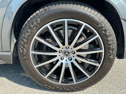 Used 2023 Mercedes-Benz GLS 450 4MATIC image 10