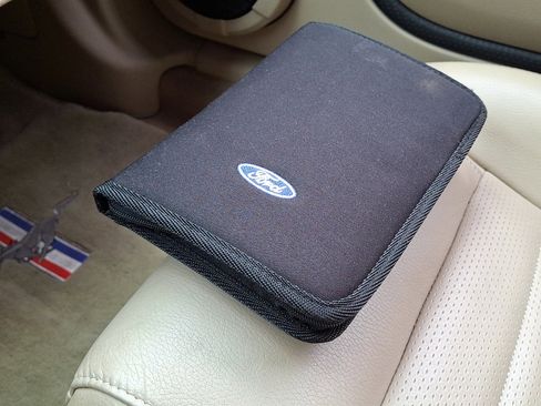 Used 2006 Ford Mustang GT Premium RWD image 26