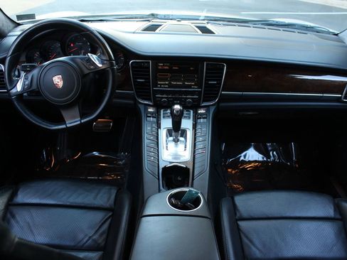 Used 2010 Porsche Panamera Turbo AWD/4WD image 23