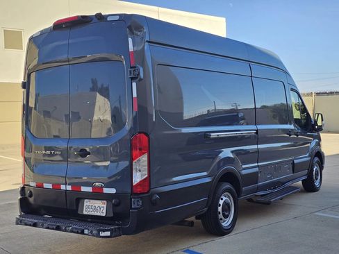 Used 2020 Ford Transit 250 148 High Roof Extended RWD image 5