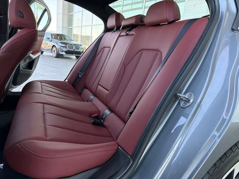 Used 2025 BMW 330i Sedan RWD image 11