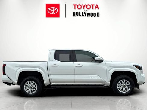 New 2026 Toyota Tacoma SR5 RWD image 3
