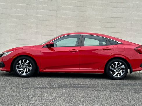 Used 2016 Honda Civic EX image 7