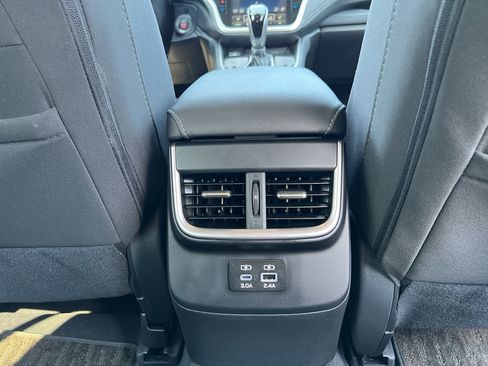 Certified 2025 Subaru Outback Premium AWD/4WD image 27