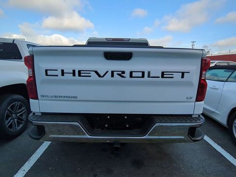 Used 2023 Chevrolet Silverado 1500 LT image 7