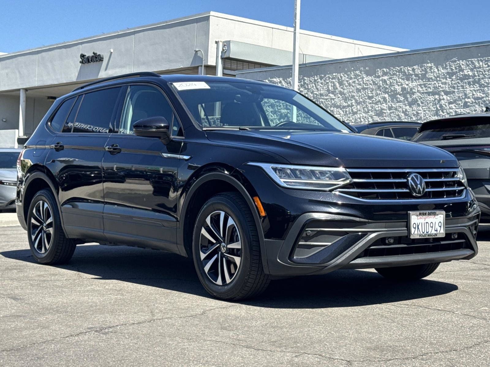 Certified 2024 Volkswagen Tiguan S FWD image 7