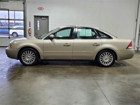 Used 2005 Mercury Montego Premier image 7