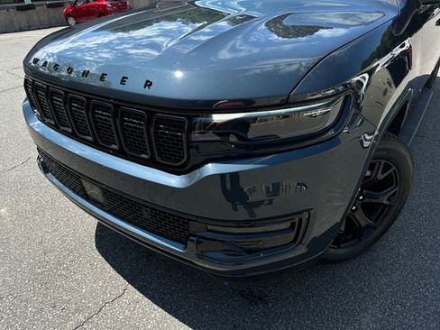 Used 2025 Jeep Wagoneer Series II image 8
