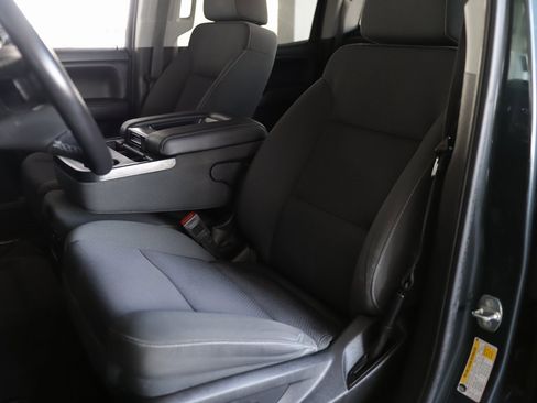 Used 2018 Chevrolet Silverado 1500 LT w/ All Star Edition image 21