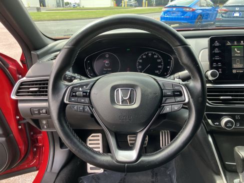 Used 2018 Honda Accord Sport image 19