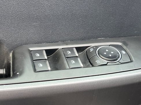 Used 2025 Ford F250 XLT image 18