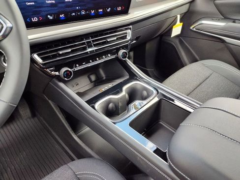 New 2026 Chevrolet Traverse RS w/ LPO, Floor Liner Package image 14