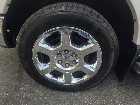 Used 2013 Ford F150 Lariat w/ Luxury Equipment Group AWD/4WD image 32