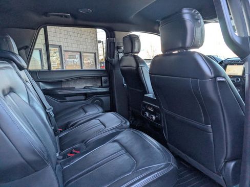 Used 2019 Ford Expedition Max Limited image 21
