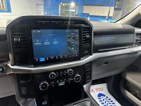 Used 2022 Ford F150 Lightning Pro image 24