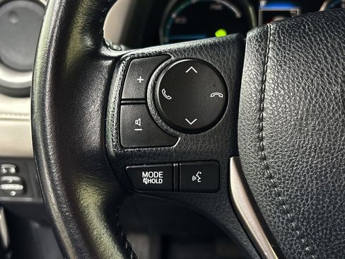 Used 2016 Toyota RAV4 Limited image 17