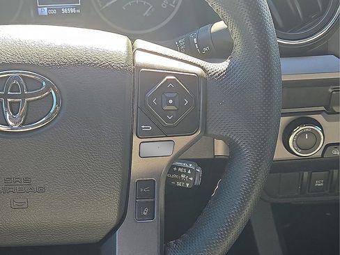 Used 2023 Toyota Tacoma TRD Sport image 18