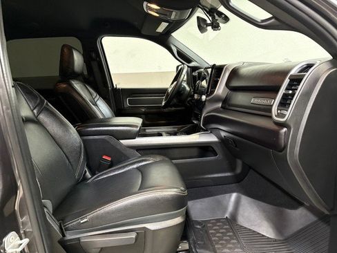 Used 2024 RAM 3500 Big Horn w/ Night Edition image 54