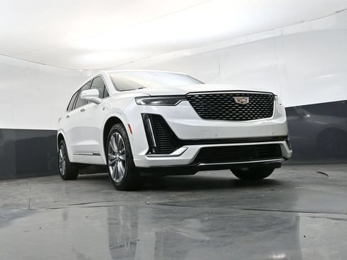 Used 2022 Cadillac XT6 Premium Luxury w/ Platinum Package AWD/4WD image 25