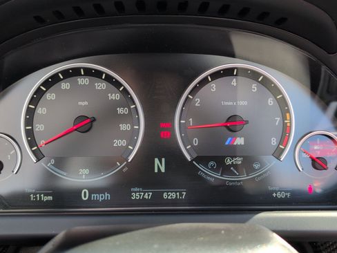 Used 2016 BMW M6 Convertible image 21