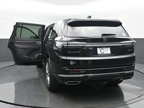 New 2026 Buick Enclave Avenir w/ Super Cruise Package FWD image 58