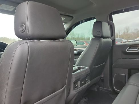 Used 2022 Chevrolet Silverado 1500 RST w/ Convenience Package II image 32