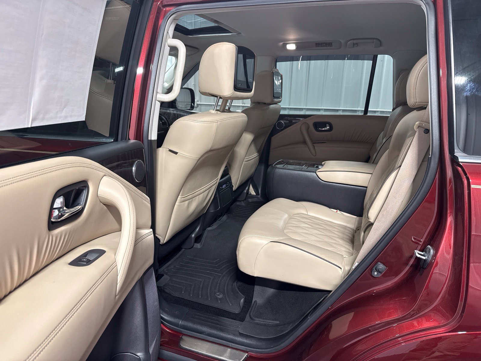 Used 2023 Nissan Armada Platinum w/ Captain's Chairs Package AWD/4WD image 24