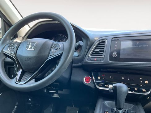 Used 2019 Honda HR-V EX image 12